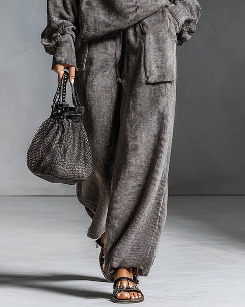 Completo pantalone e felpa in velluto a coste