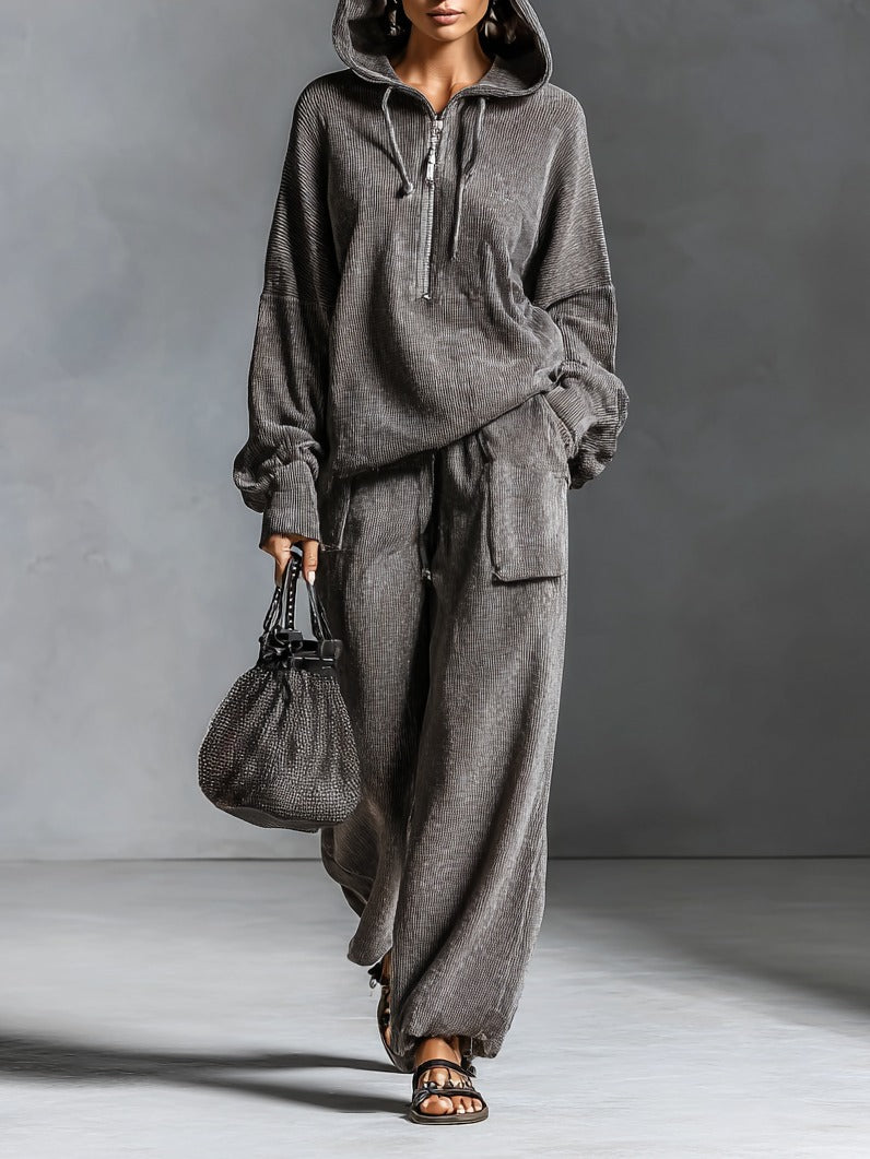 Completo pantalone e felpa in velluto a coste