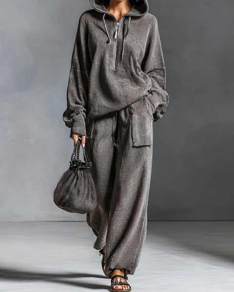 Completo pantalone e felpa in velluto a coste