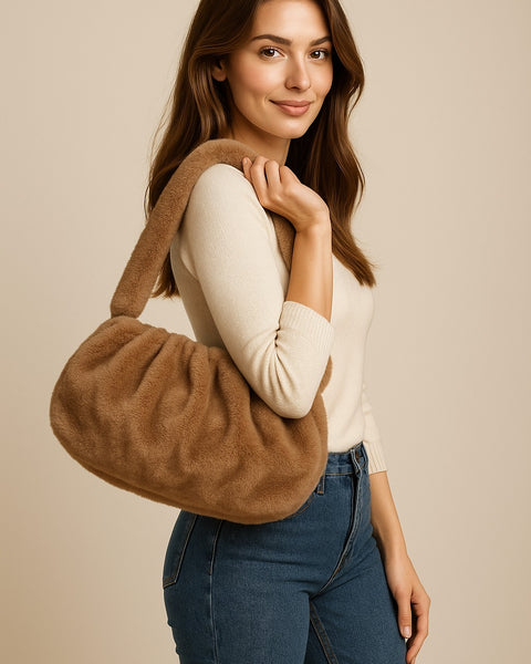 Borsa morbida in pelliccia Sofia