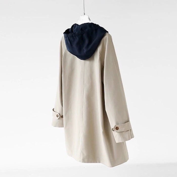 Cappotto con cappuccio reversibile