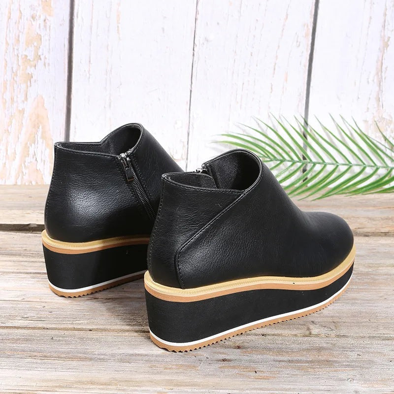 Scarpa con plateau – Suola ortopedica
