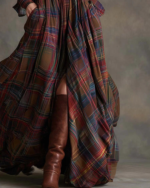 abito lungo retrò con risvolti e quadri