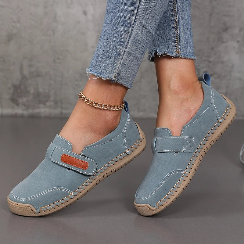 Scarpa con suola ortopedica e comfort