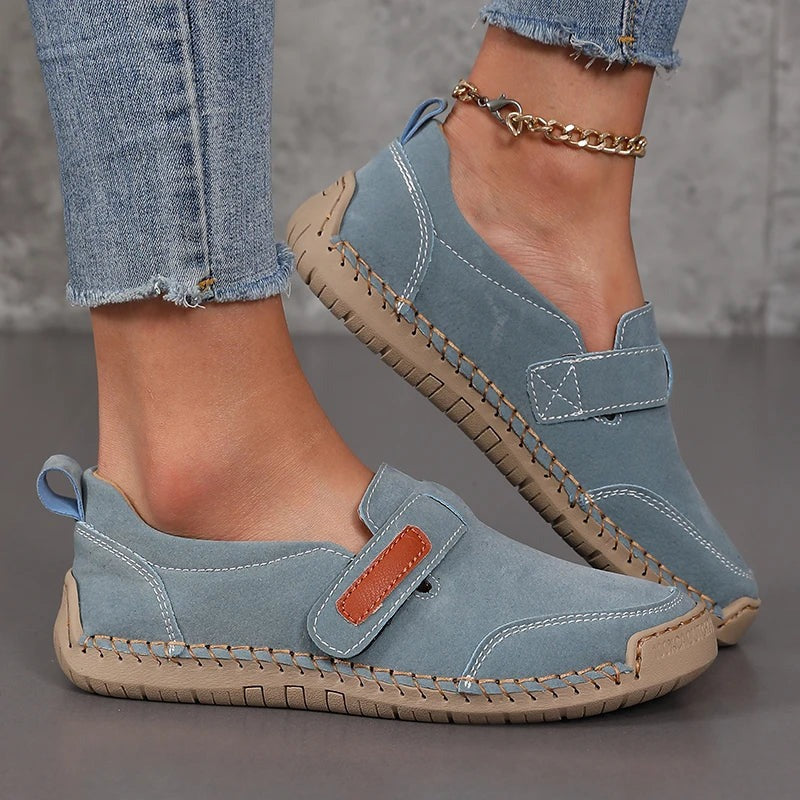 Scarpa con suola ortopedica e comfort