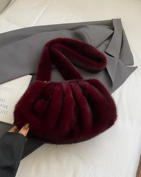 Borsa morbida in pelliccia Sofia