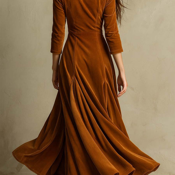 Abito lungo in velluto marrone