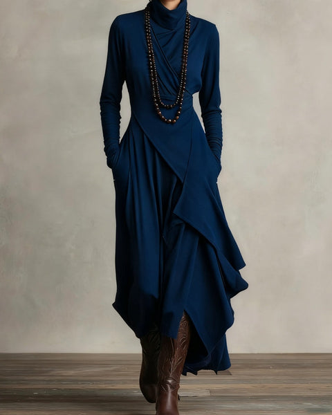 Abito lungo plissettato asimmetrico viola con collo alto