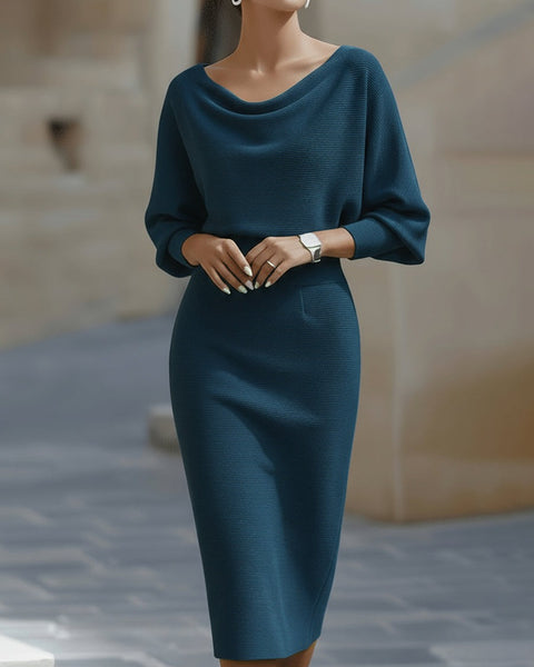 Abito midi drappeggiato con maniche a pipistrello