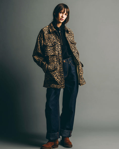 Giacca con revers e stampa leopardata retrò