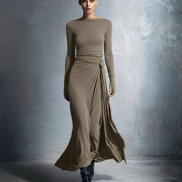 Abito annodato in pregiato tessuto elasticizzato